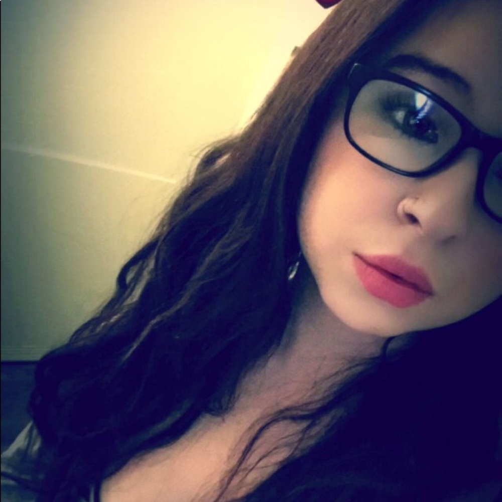 Meet your Posher, Marie